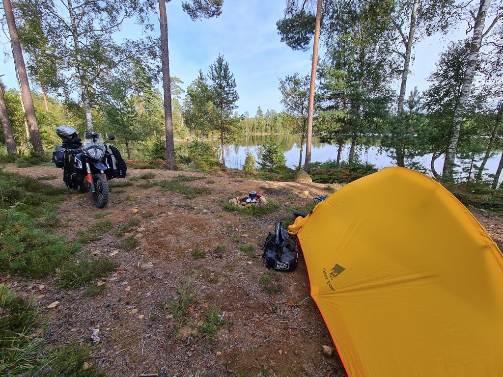 KTM 790 Adventure R Schweden Camping