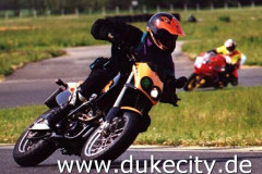 192_matze1_8974119179_o_550x393