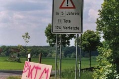 887_sandra24_17a_8975641552_o_366x550